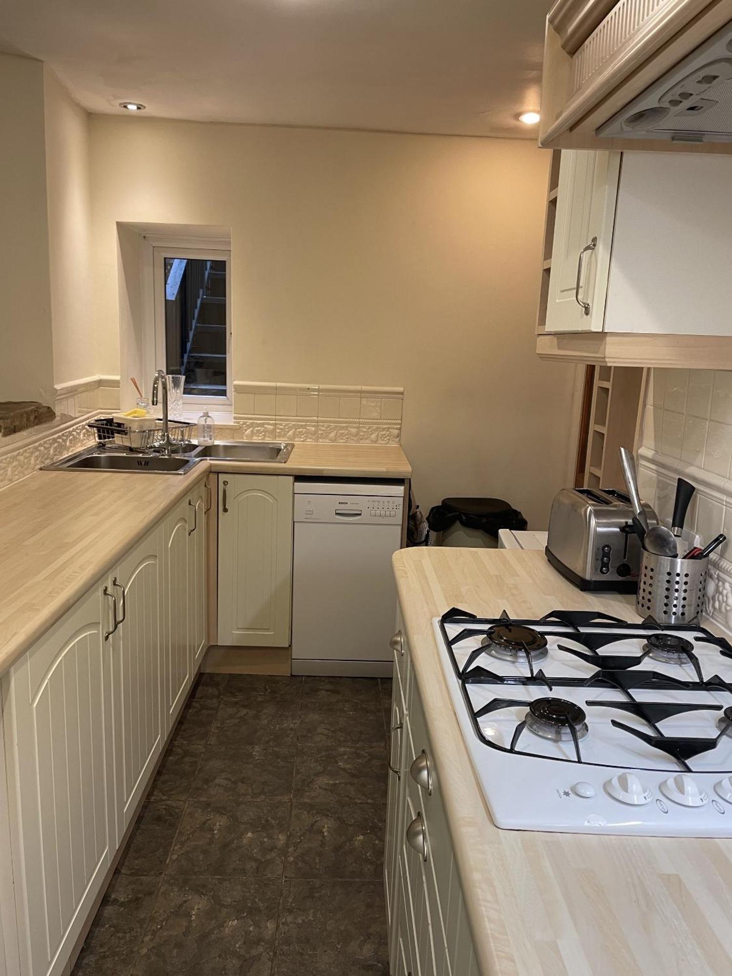 Hotel Ashfield House à Grassington Chambre photo A typical kitchen in the UK